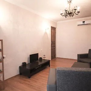 https://botanic-apartment.alltbilisihotels.com