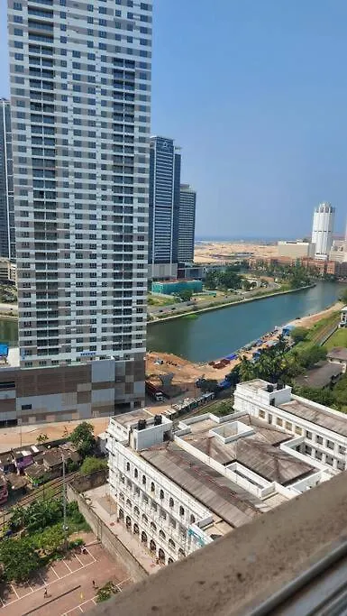 Jays Apartment - Colombo 02 At The Heart Of Convenience